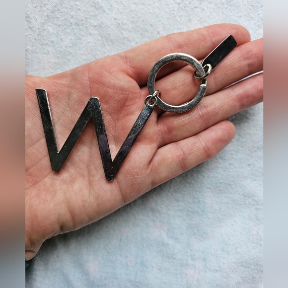 Bombay Duck Pave "W" Initial Bling Keychain, Clear Rhinestones, Silver, NWOT - Picture 4 of 7